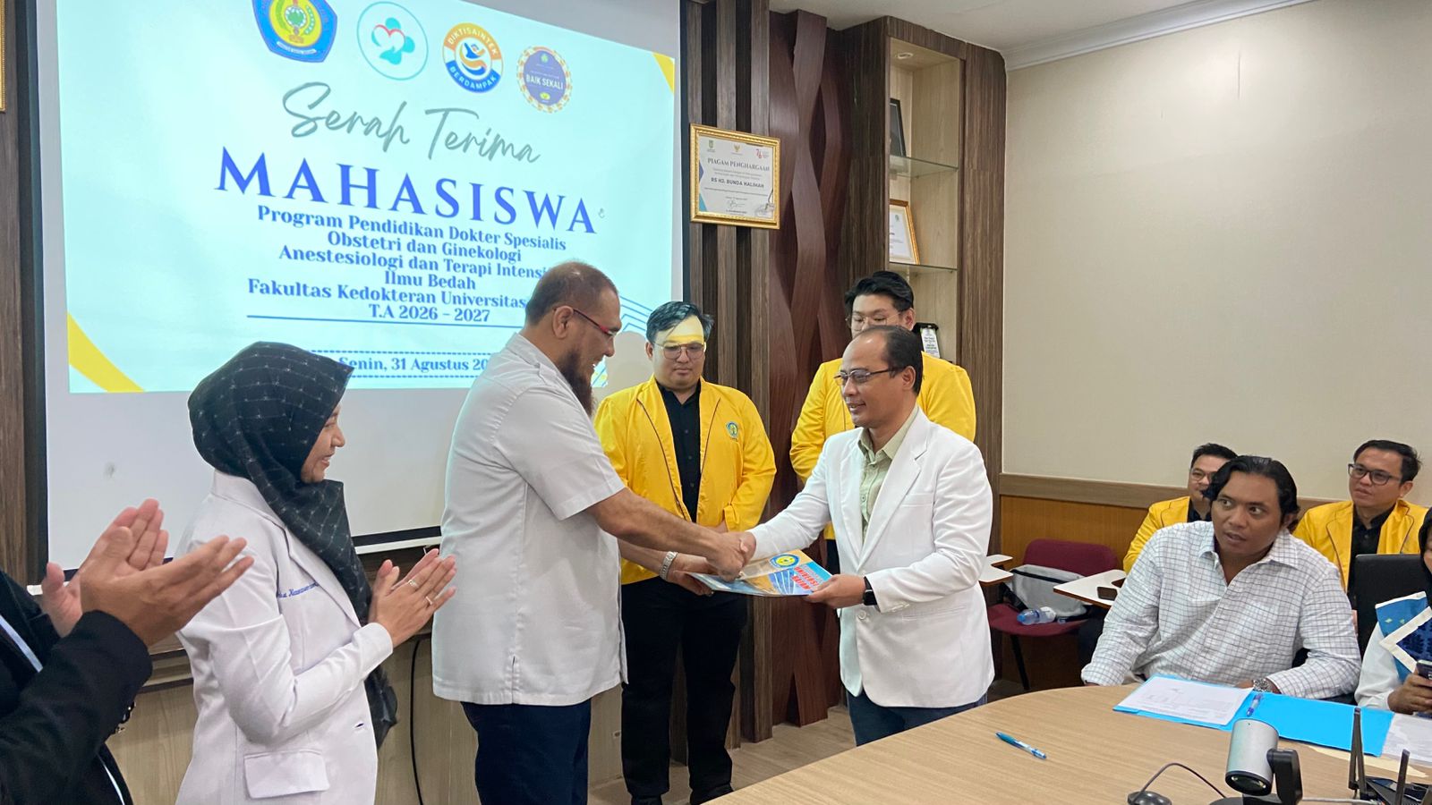 Serah terima mahasiswa program Pendidikan dokter spesialis Obstetri dan Genekologi fakultas kedokteran universitas batam T.A 2026/2027 tanggal senen 31 agustus 2026 